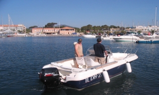  Boat License School en 83